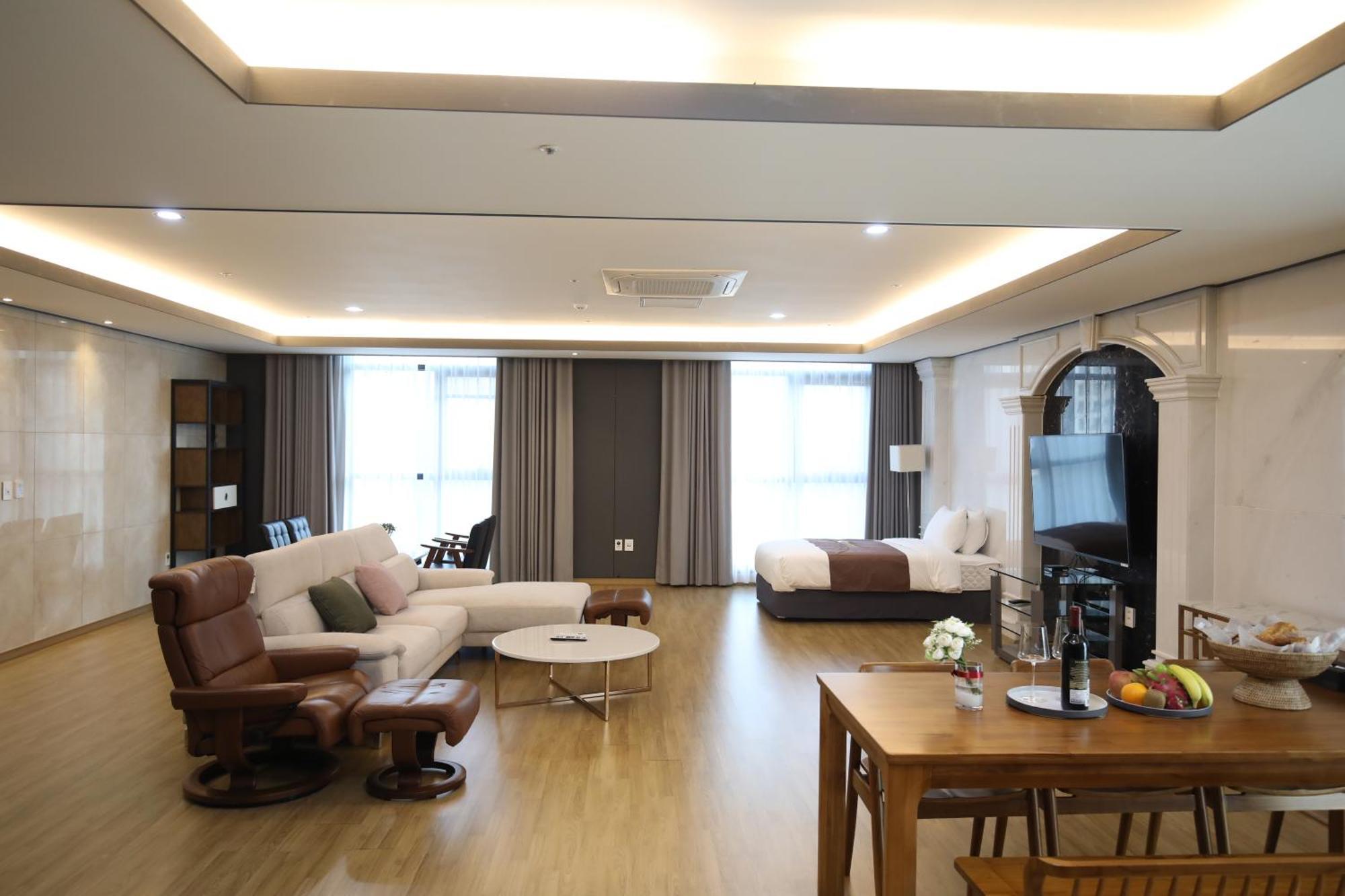 Benikea Hotel Seosan Ngoại thất bức ảnh
